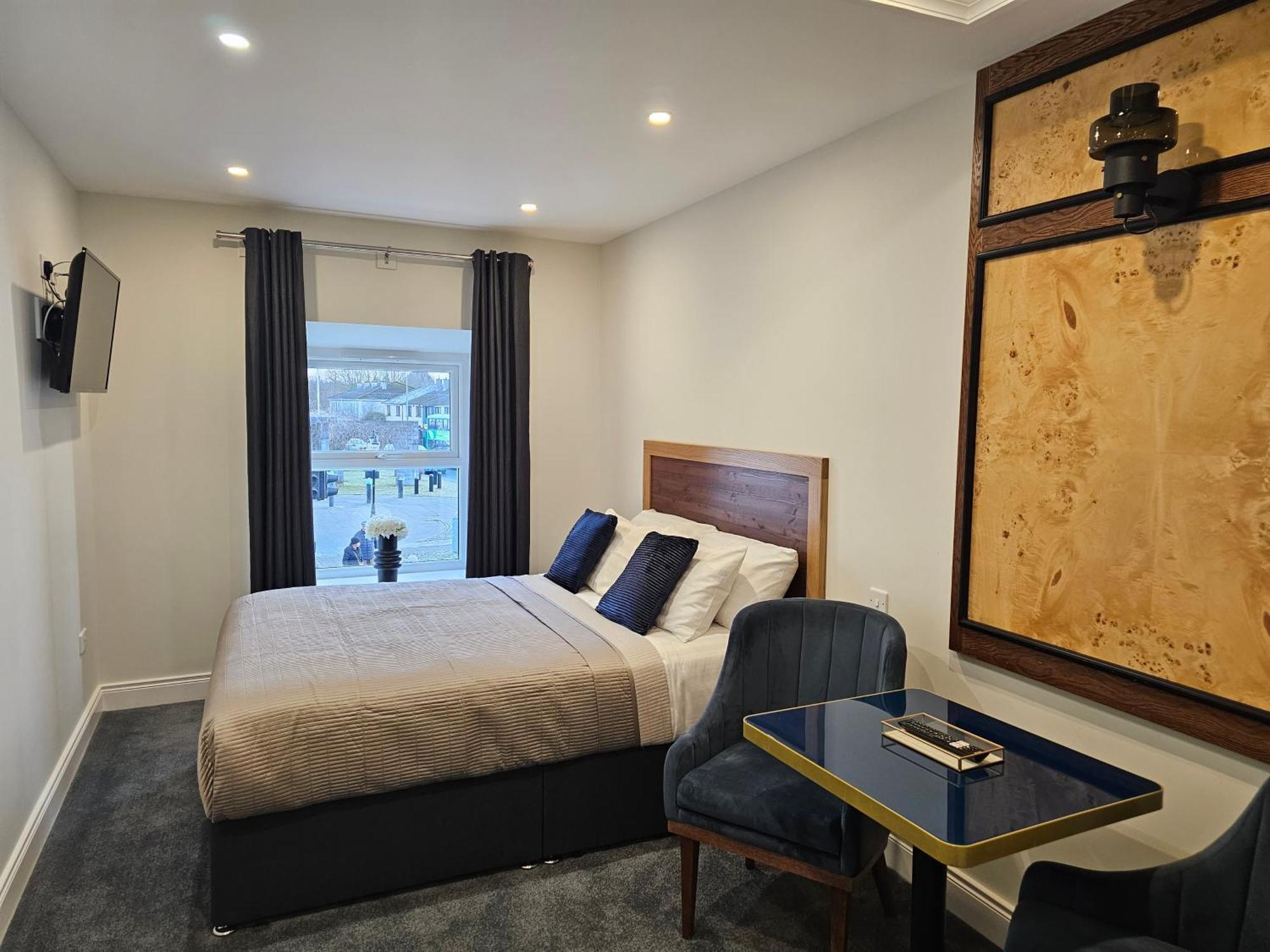 B53 Accommodation 梅努斯 外观 照片